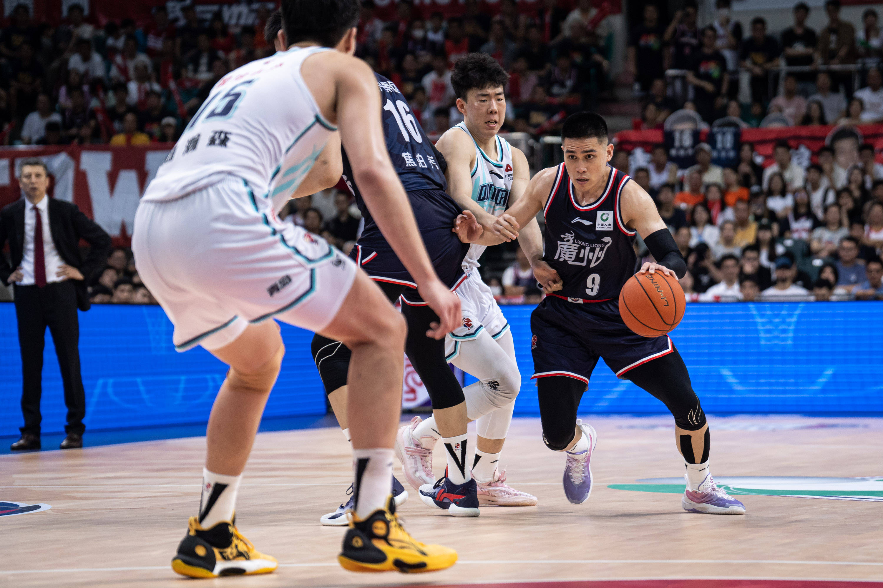 多依赖灵活 多依赖灵活