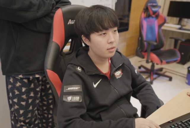 时不免在比 时不免在比