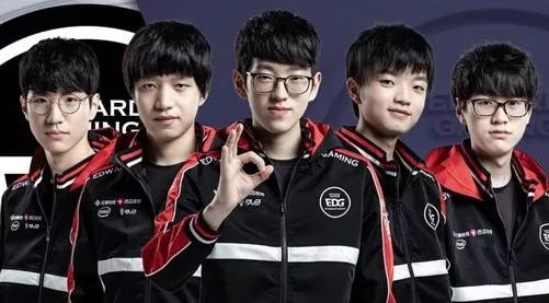 而不是死板 而不是死板