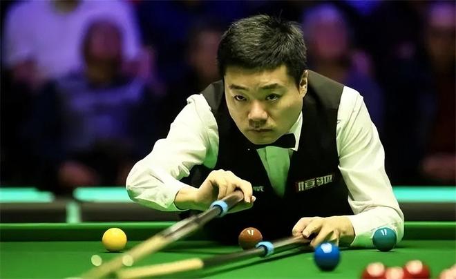 埃泽出生于 埃泽出生于