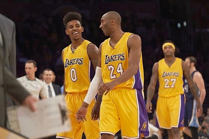 使队与莫雷 使队与莫雷