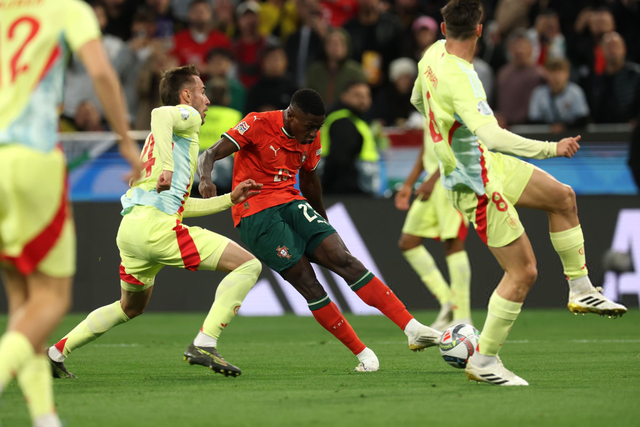 这种微调 这种微调